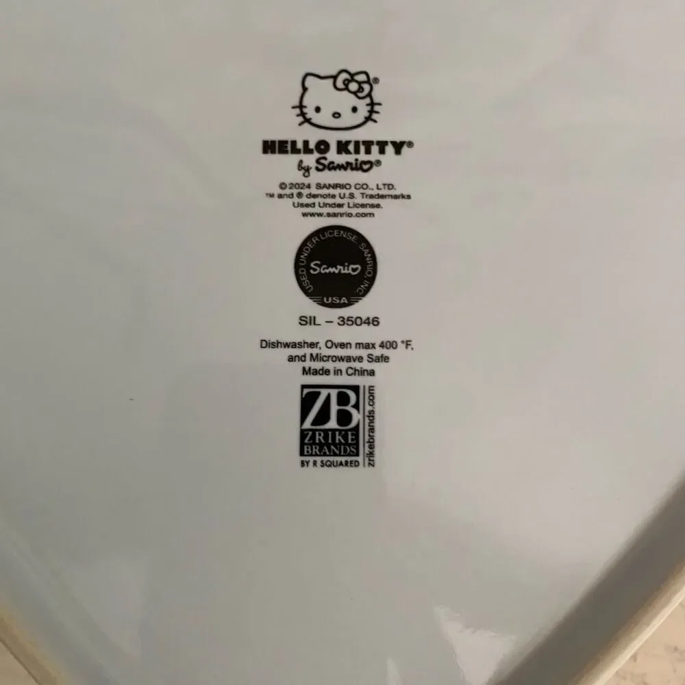 Hello Kitty Valentines heart shaped Baking dish
